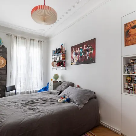 Апартаменты Spacious And Elegant 3bd Apartmentrochechouart