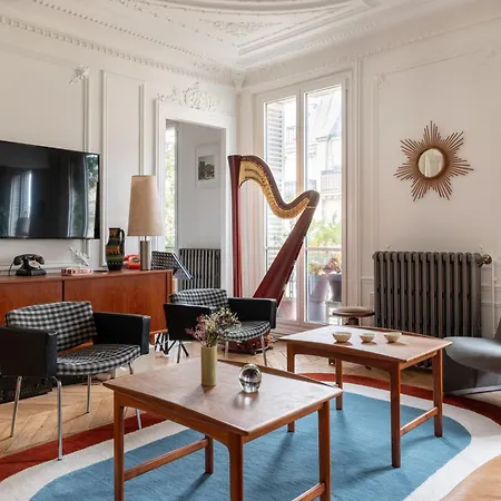 Spacious And Elegant 3bd Apartmentrochechouart Paris