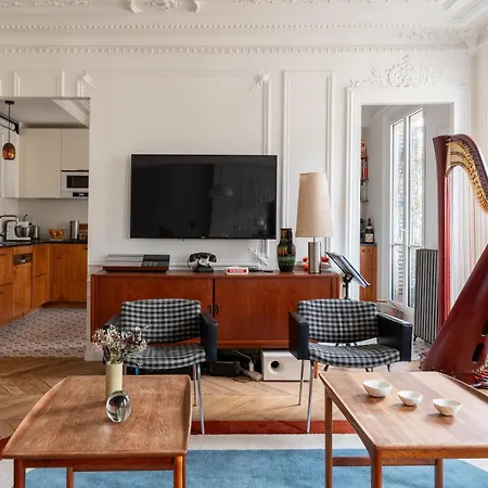 Spacious And Elegant 3bd Apartmentrochechouart *